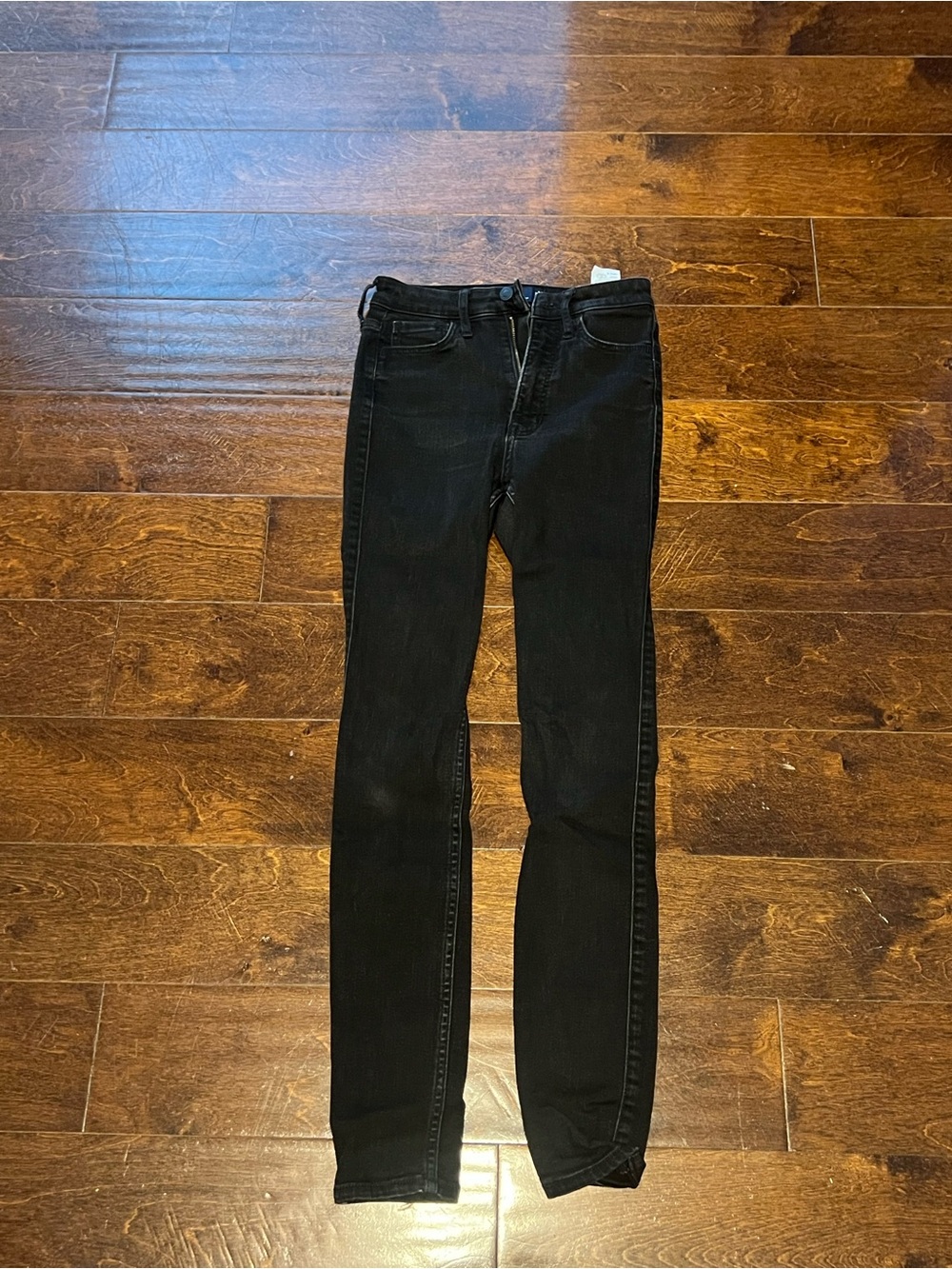 Hollister Women's Skinny Jeans in Black Wash
